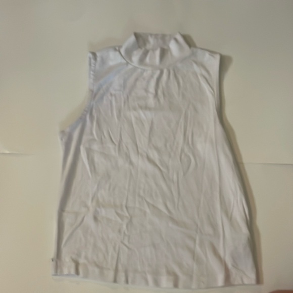 Gap sleeveless tank top with turtle neck - Picture 1 of 3
